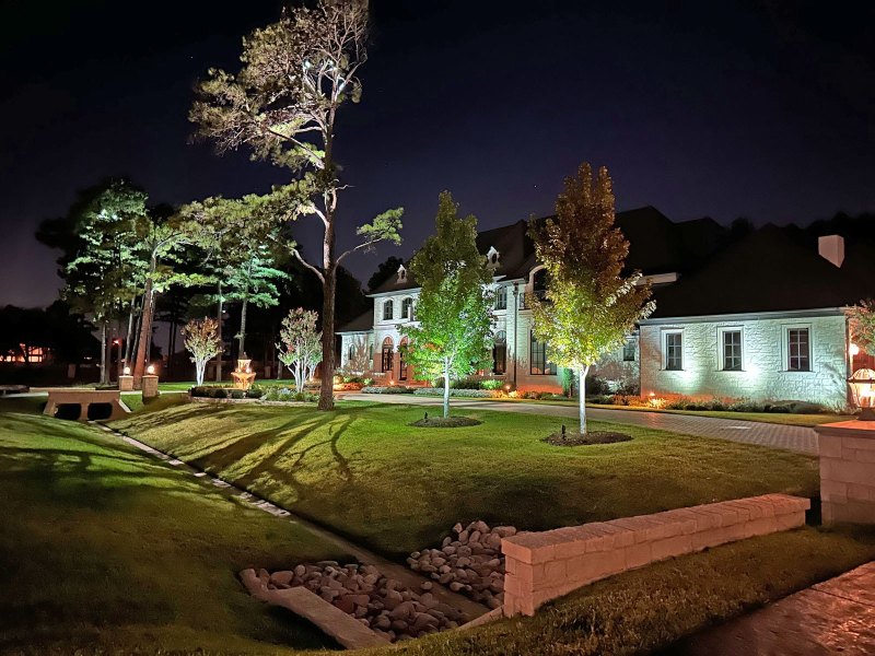 Curb Landscape Lighting