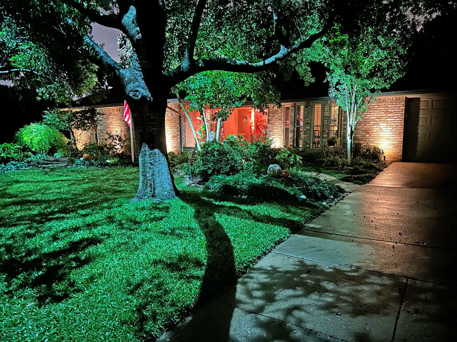 Arlington, TX - TC Landscape Lighting